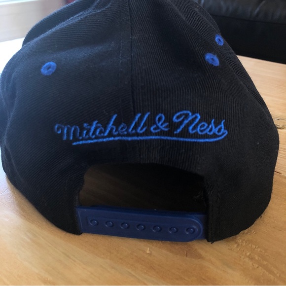 Mitchell & Ness Golden State Warriors Black/Blue Snapback Hat - Embroidered Bill - Picture 3 of 12